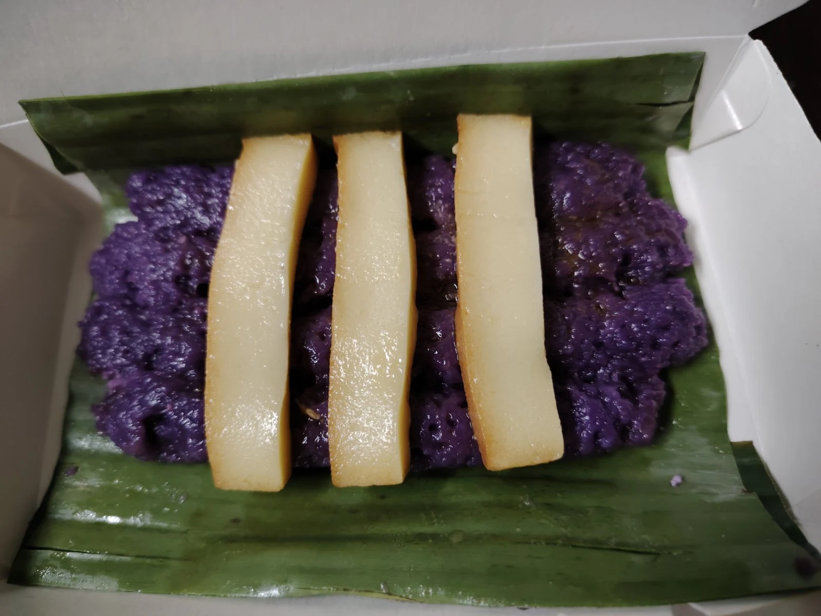 Puto bung-bong: With leche flan